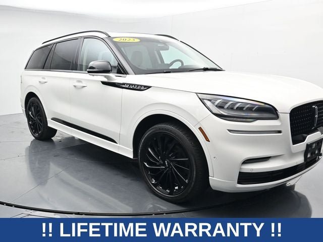 Used 2023 Lincoln Aviator Reserve w/ Equipment Group 201A AWD/4WD image 2