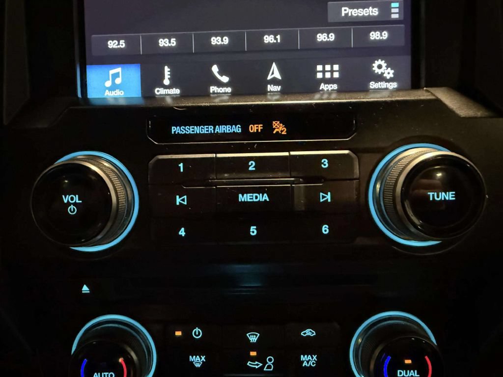 Used 2018 Ford F150 Raptor w/ Equipment Group 802A Luxury AWD/4WD image 33