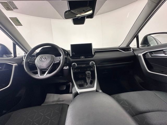 Used 2023 Toyota RAV4 XLE w/ Convenience Package AWD/4WD image 17