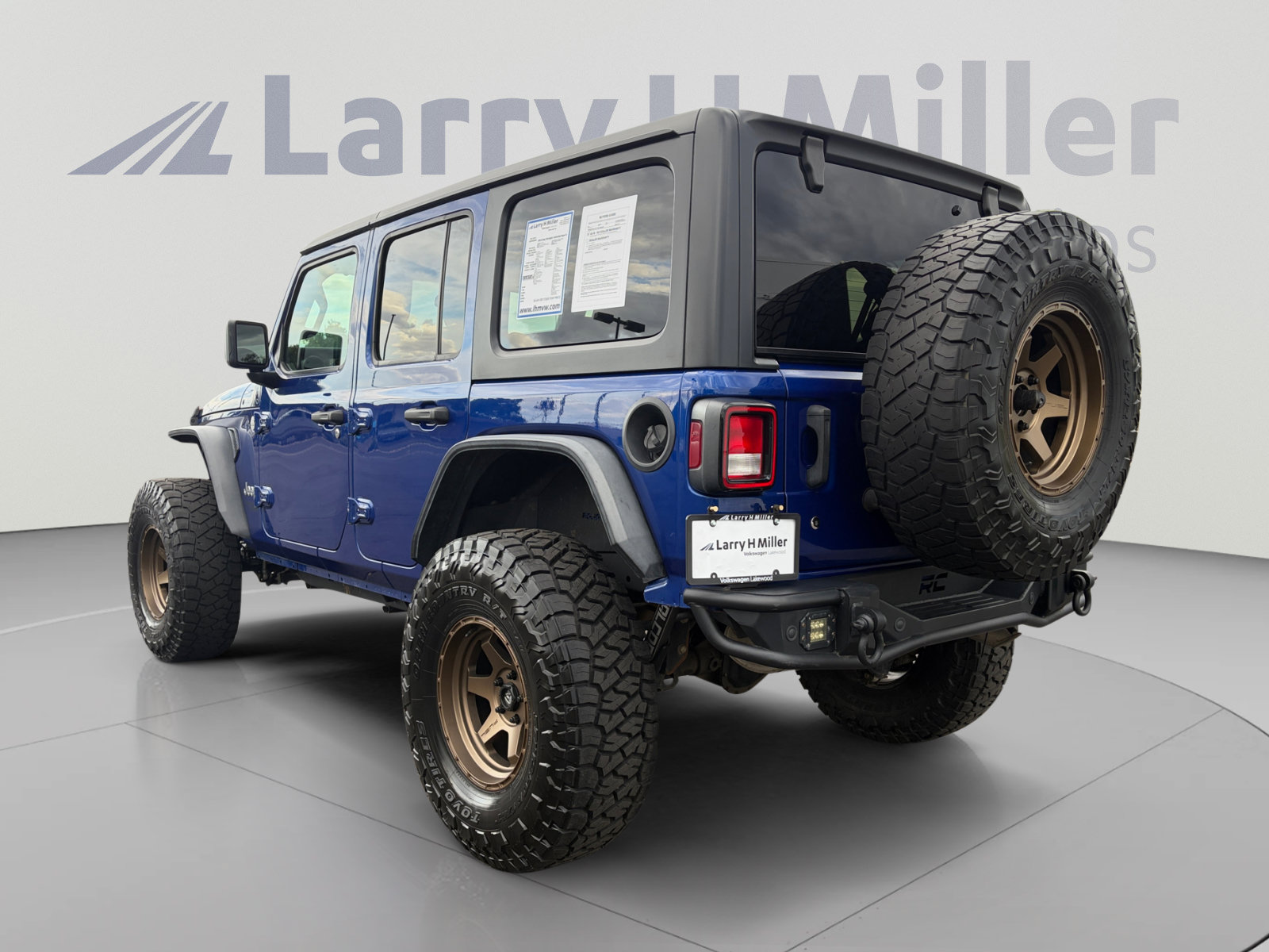 Used 2019 Jeep Wrangler Unlimited Sport S AWD/4WD image 3