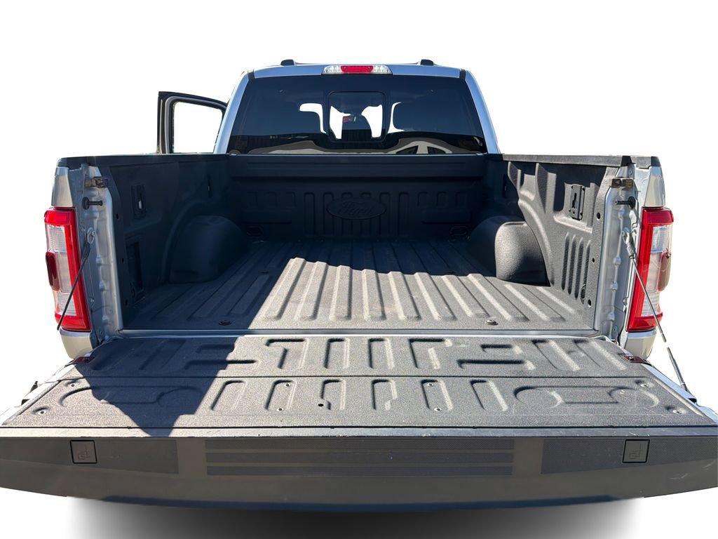 Used 2023 Ford F150 Lariat w/ Trailer Tow Package image 13