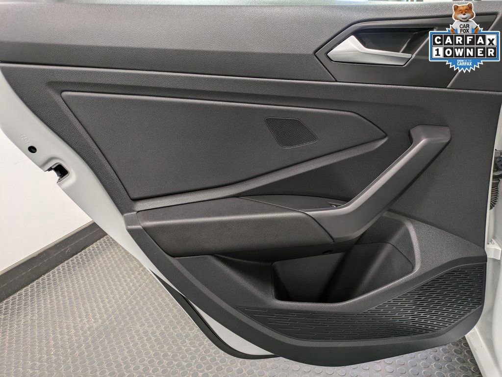 Used 2024 Volkswagen Jetta SE w/ Black Wheel Package image 24