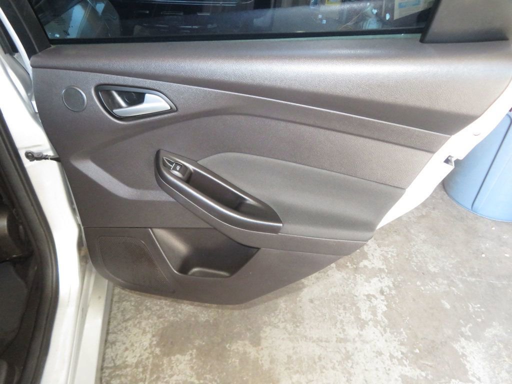 Used 2014 Ford Focus ST image 26