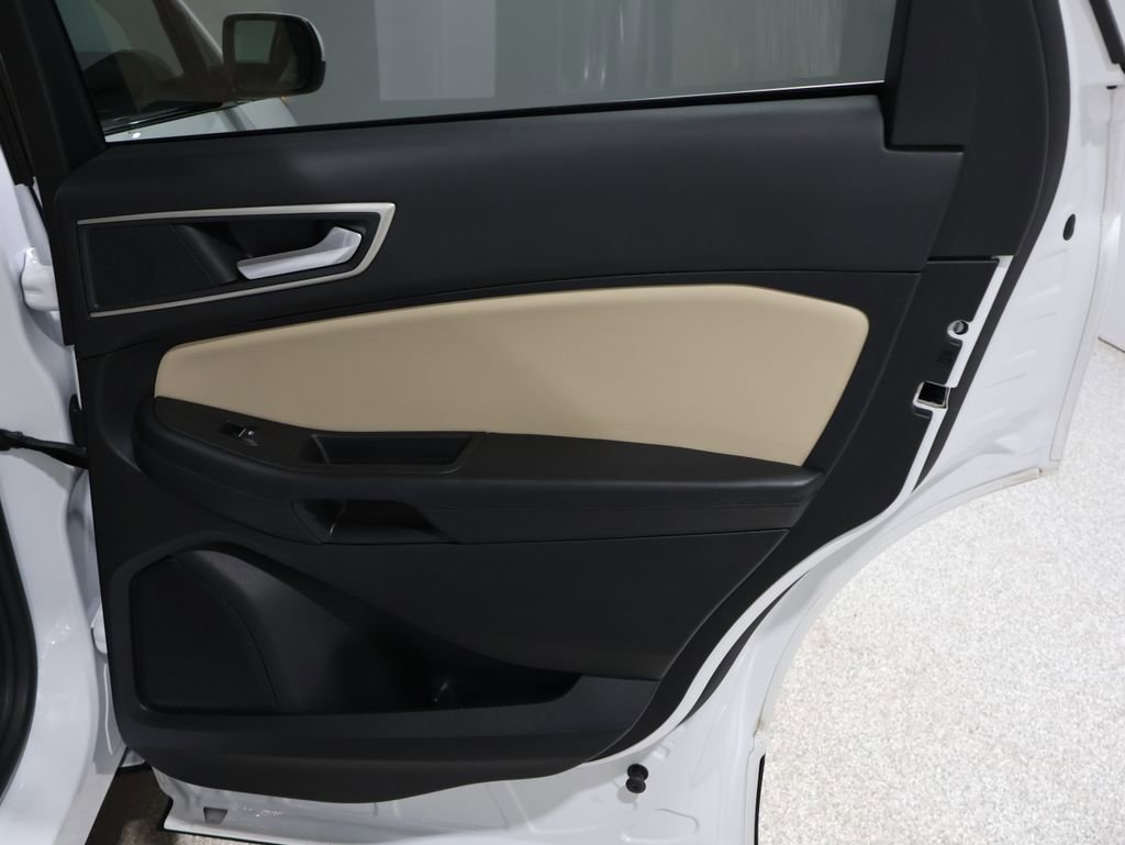 Used 2024 Ford Edge SEL image 21