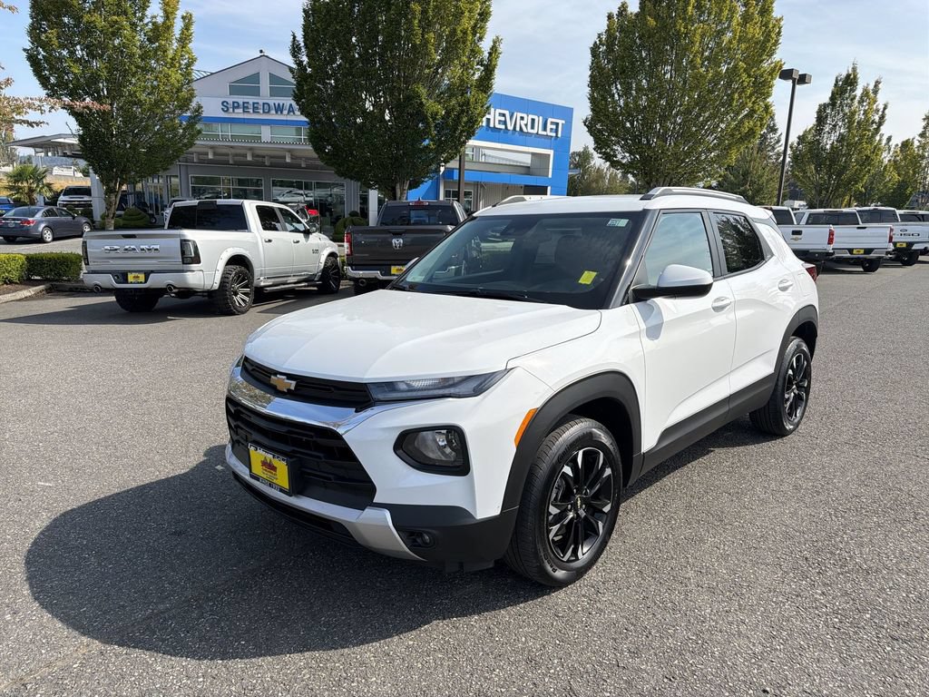 Certified 2023 Chevrolet TrailBlazer LT w/ Convenience Package AWD/4WD image 1