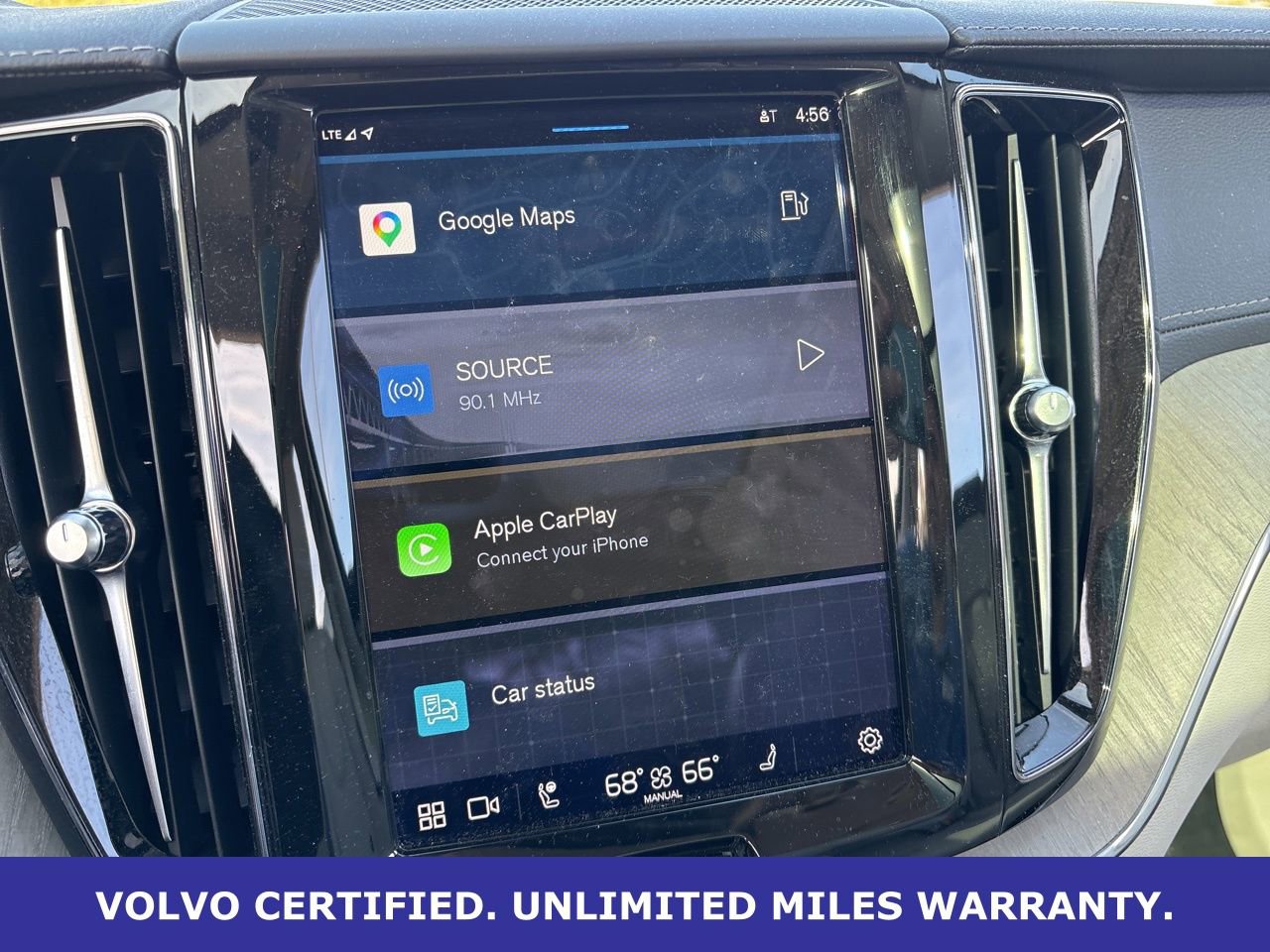 Used 2023 Volvo XC60 B5 Ultimate w/ Climate Package image 19