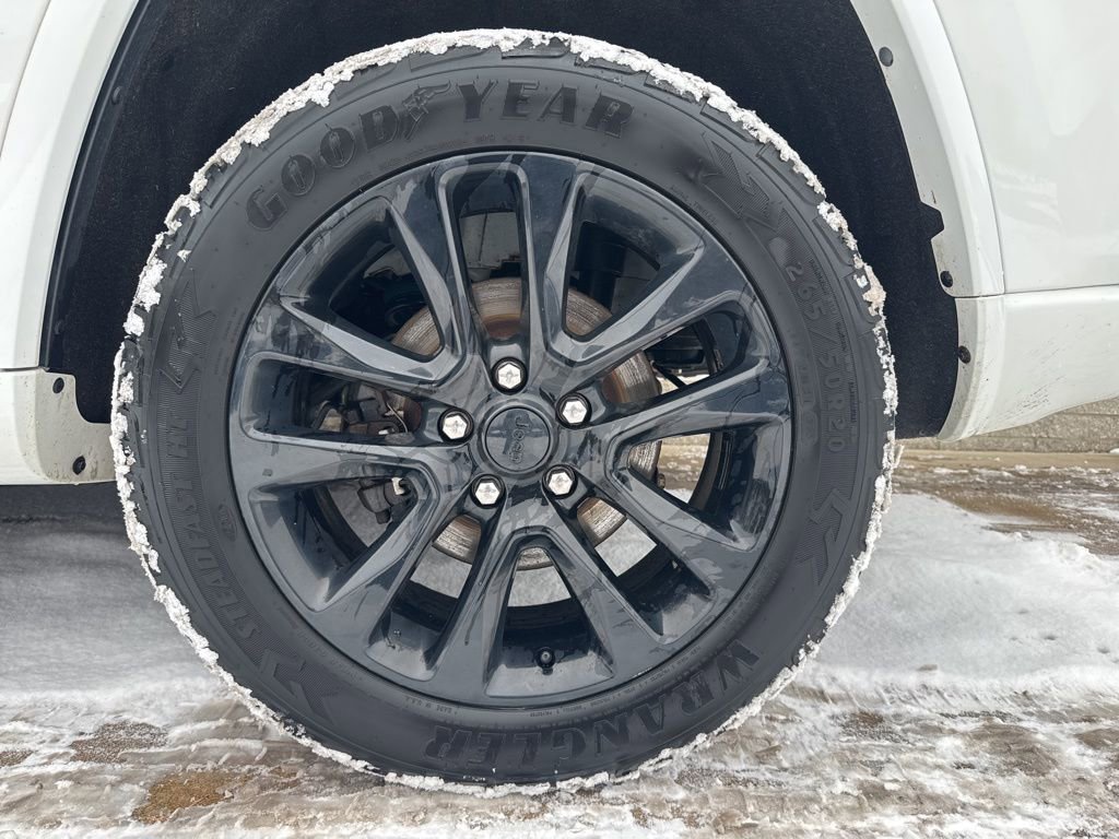 Used 2018 Jeep Grand Cherokee Altitude image 22