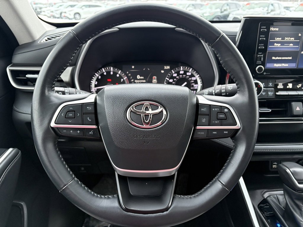 Certified 2022 Toyota Highlander XLE image 22