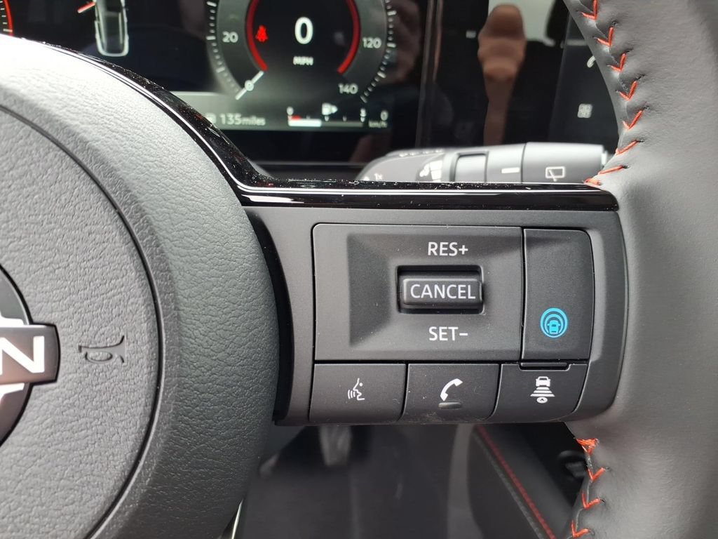 New 2026 Nissan Kicks SR FWD image 18