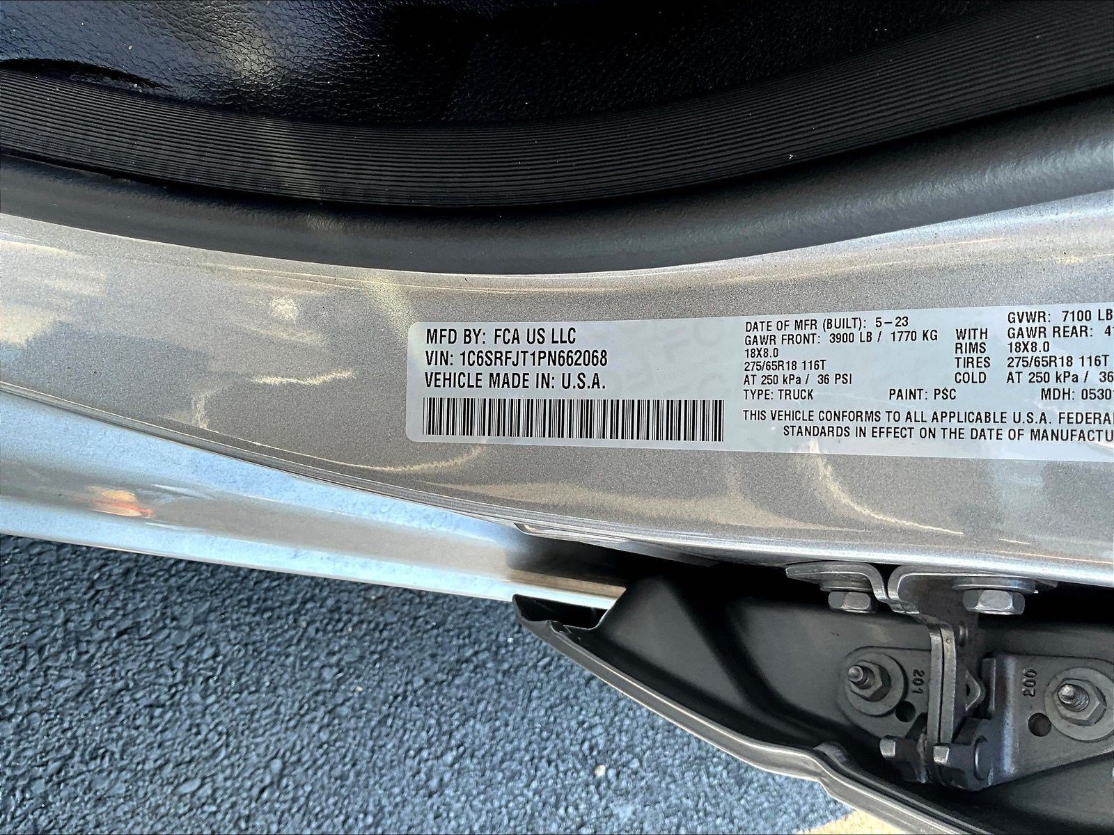Used 2023 RAM 1500 Laramie AWD/4WD image 18