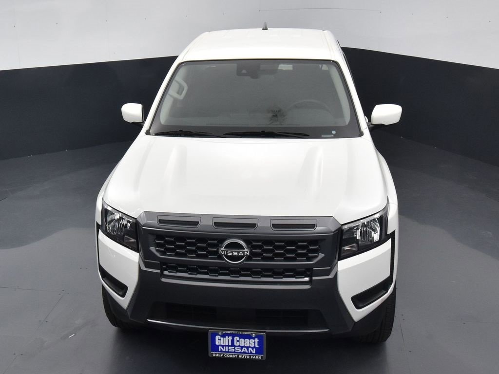 Certified 2025 Nissan Frontier SV image 31
