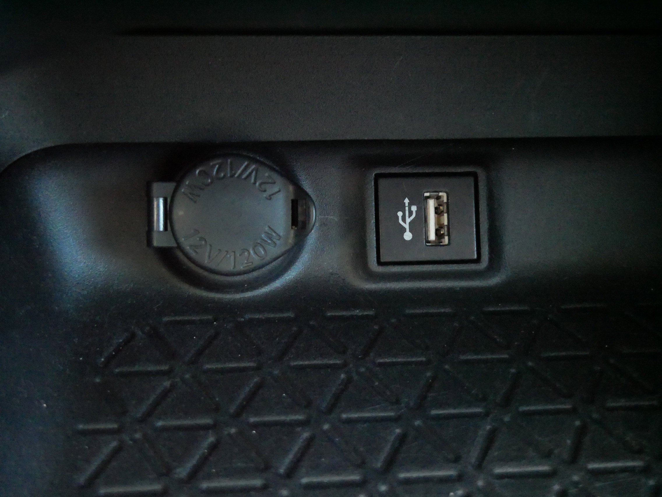 Certified 2024 Toyota RAV4 LE image 28