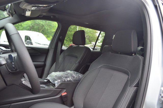 New 2025 Jeep Grand Cherokee L Laredo w/ Luxury Tech Group I image 15