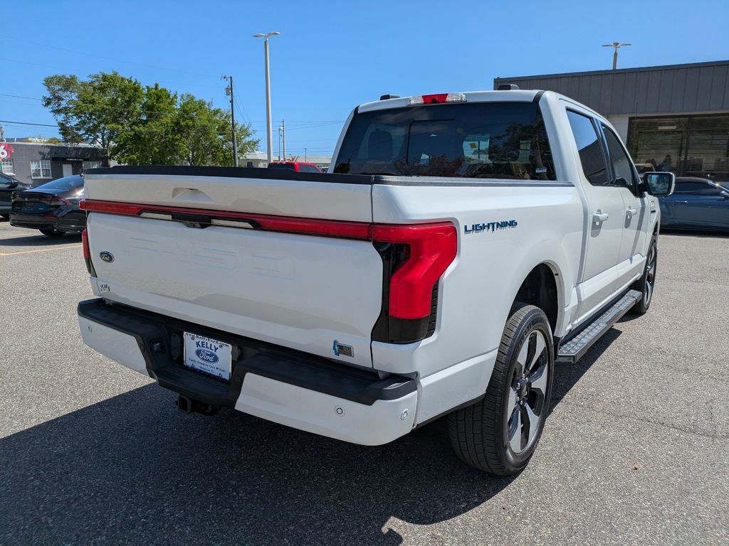 Used 2023 Ford F150 Lightning Platinum AWD/4WD image 5