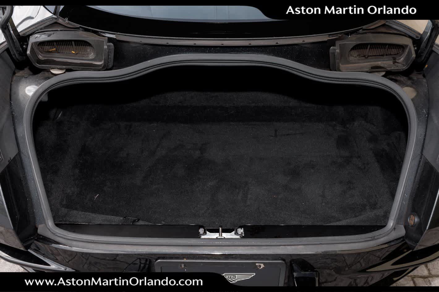 Used 2022 Aston Martin DB11 Coupe RWD image 56