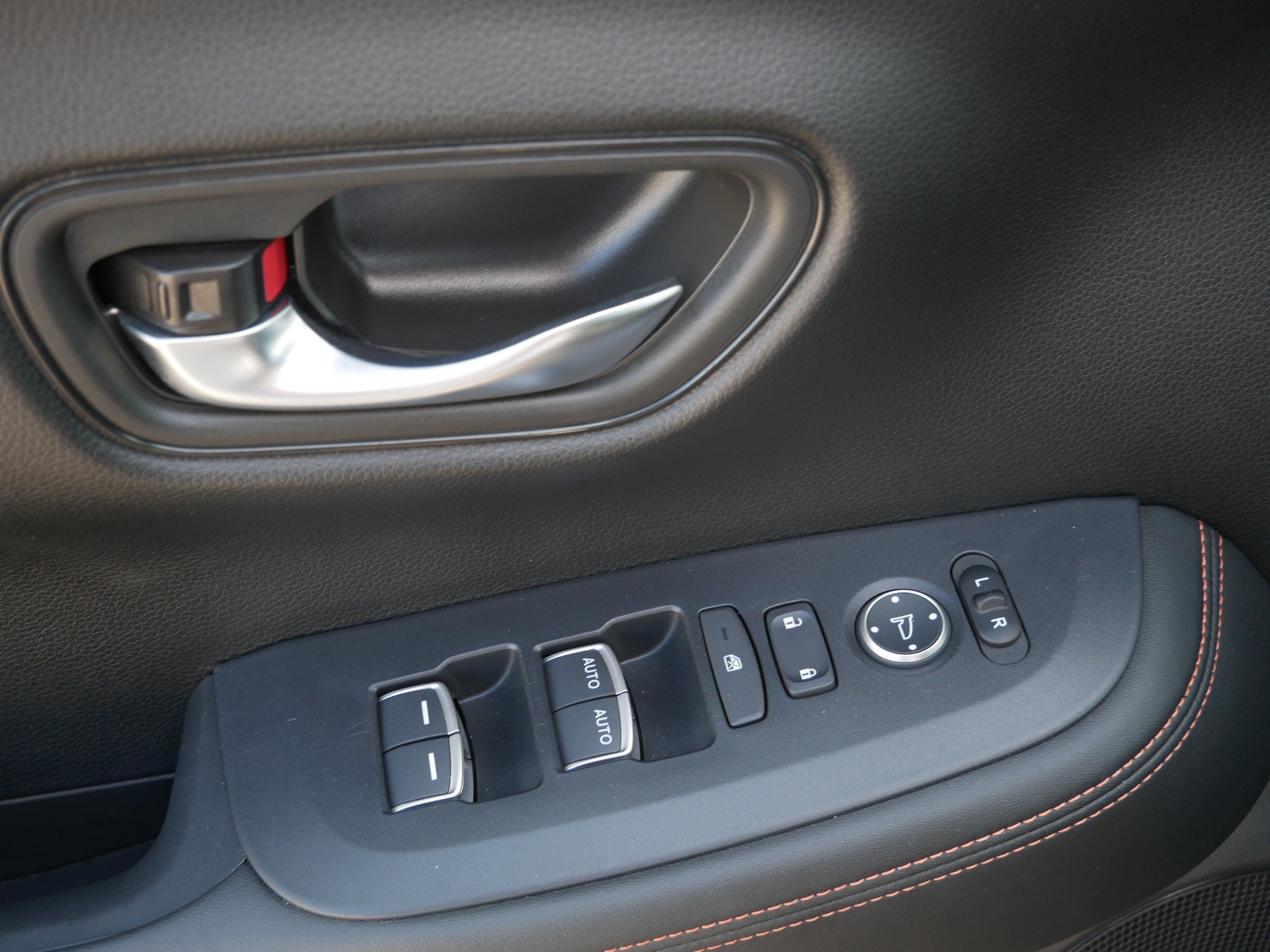 Certified 2024 Honda HR-V Sport image 19