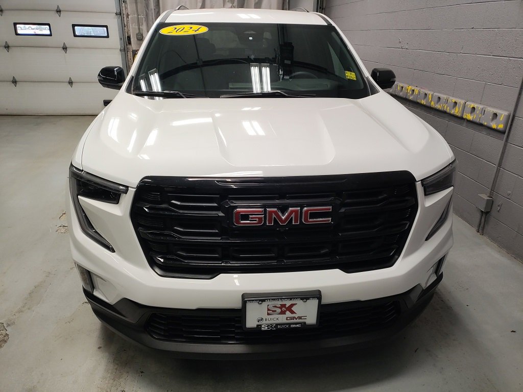 Used 2024 GMC Acadia Elevation w/ Black Edition image 6