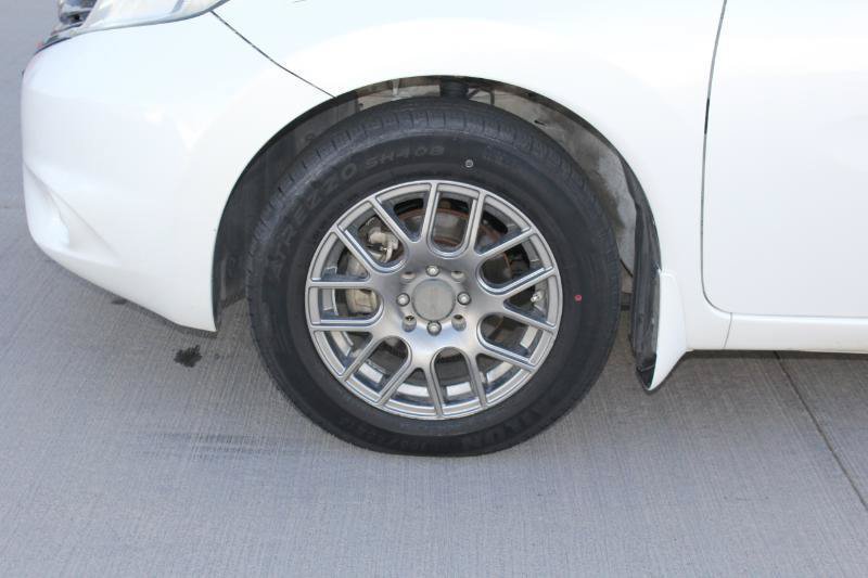 Used 2016 Nissan Versa Note SV FWD image 30