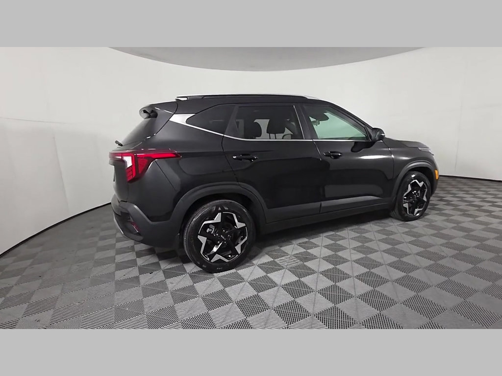 Used 2025 Kia Seltos EX w/ EX Sunroof Package FWD image 43