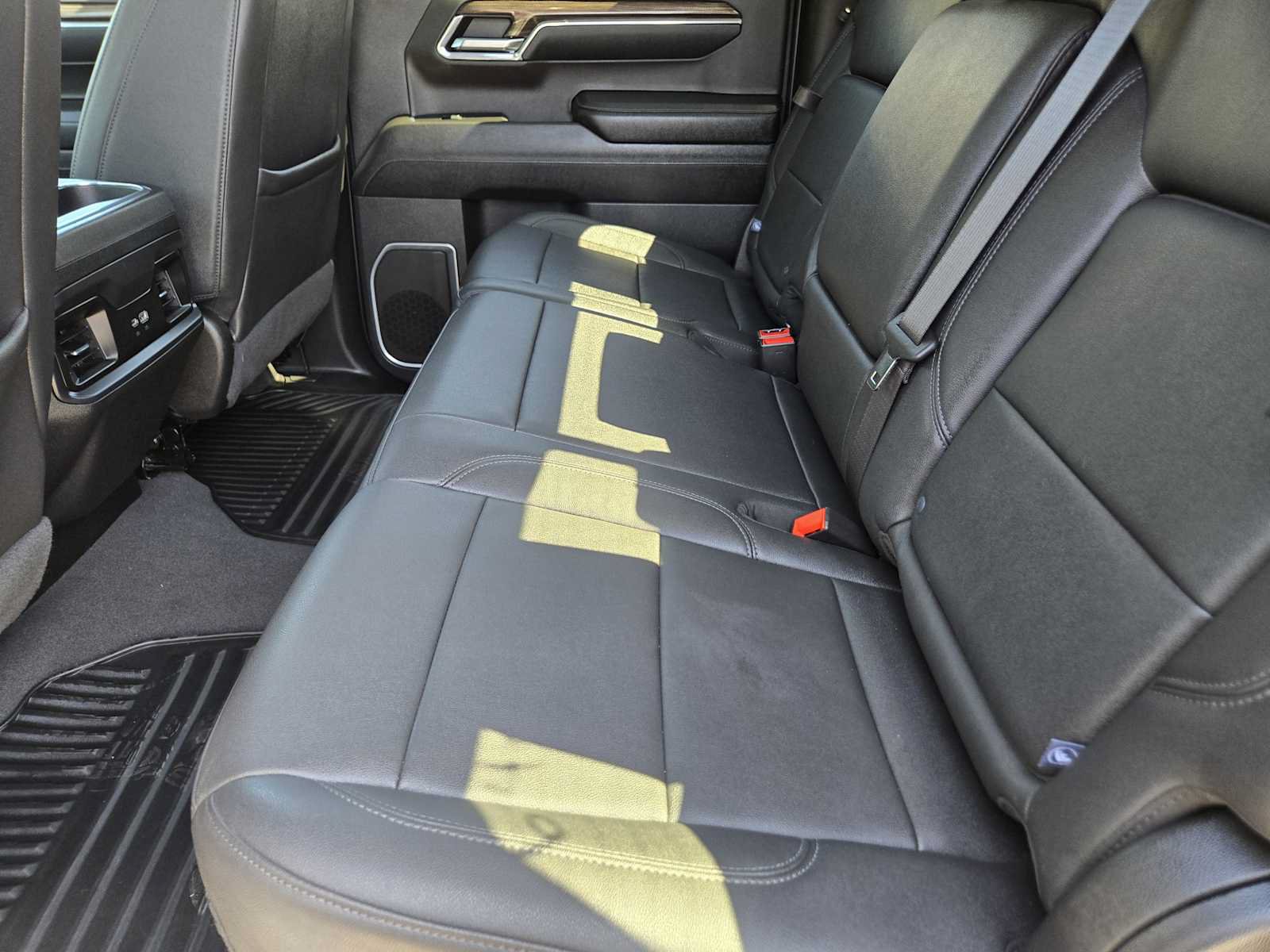 Certified 2024 Chevrolet Silverado 1500 RST w/ Convenience Package II AWD/4WD image 29