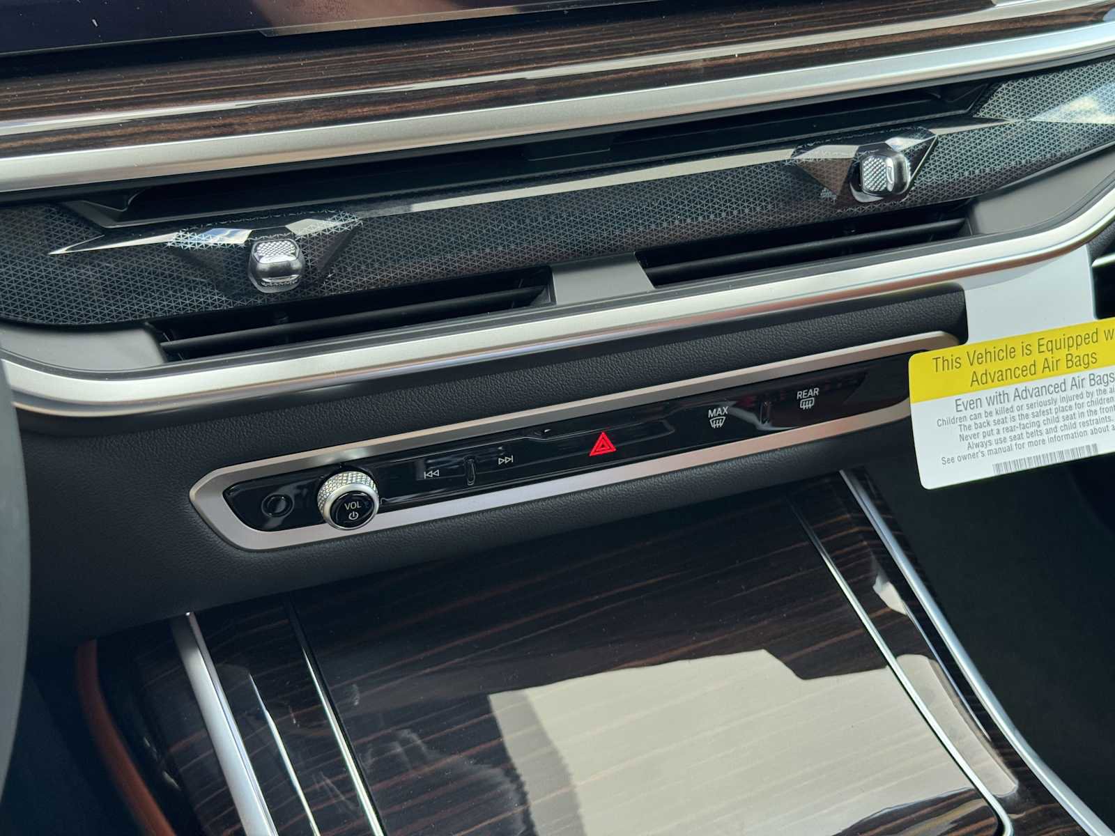 New 2026 BMW X7 xDrive40i image 22
