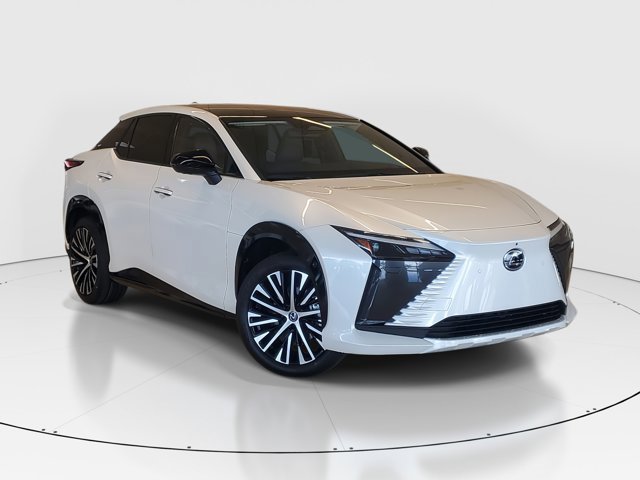 Used 2023 Lexus RZ 450e Premium image 2
