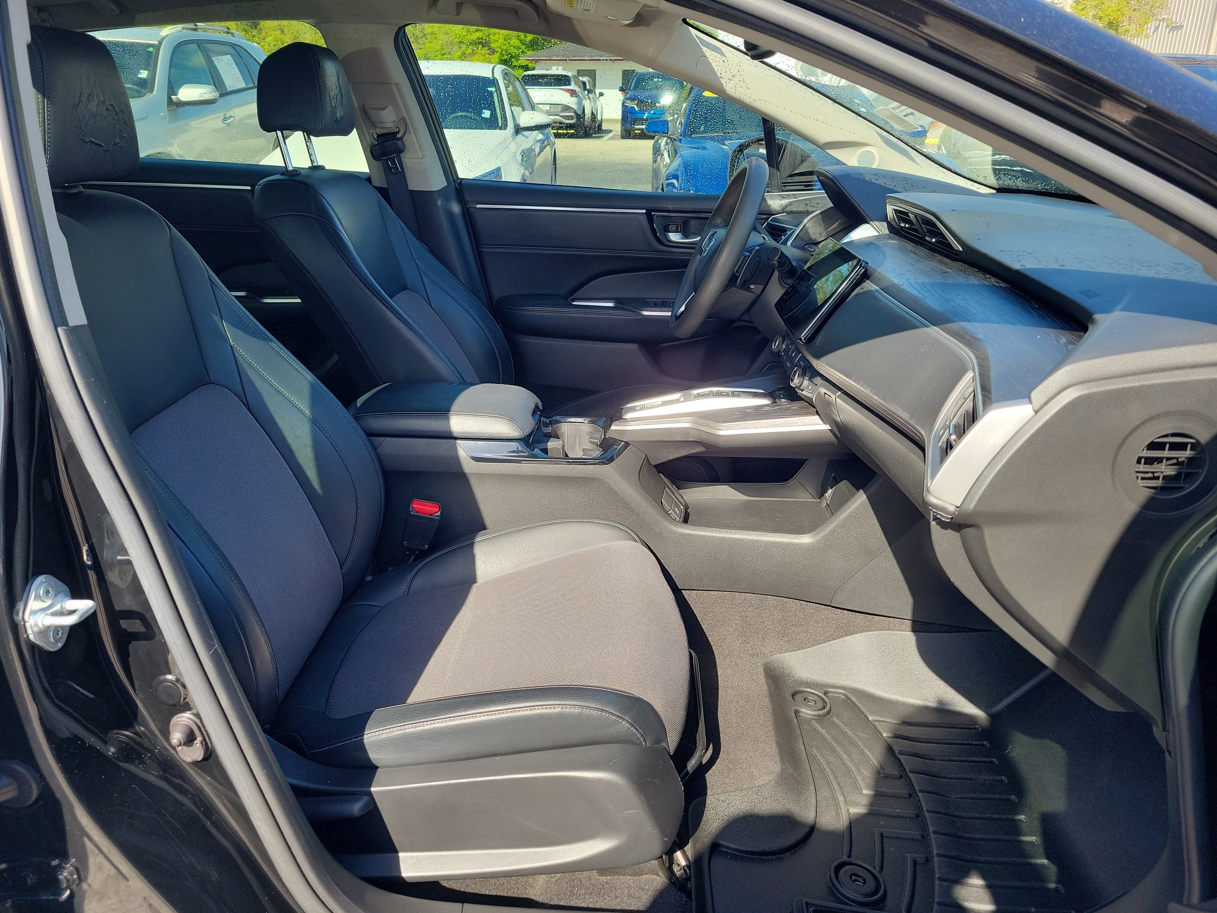 Used 2018 Honda Clarity Plug-In Hybrid image 7