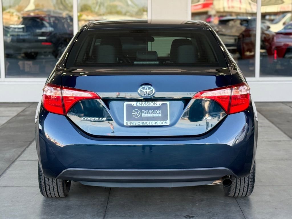 Used 2018 Toyota Corolla LE w/ Carpet Mat Package (TMS) image 11