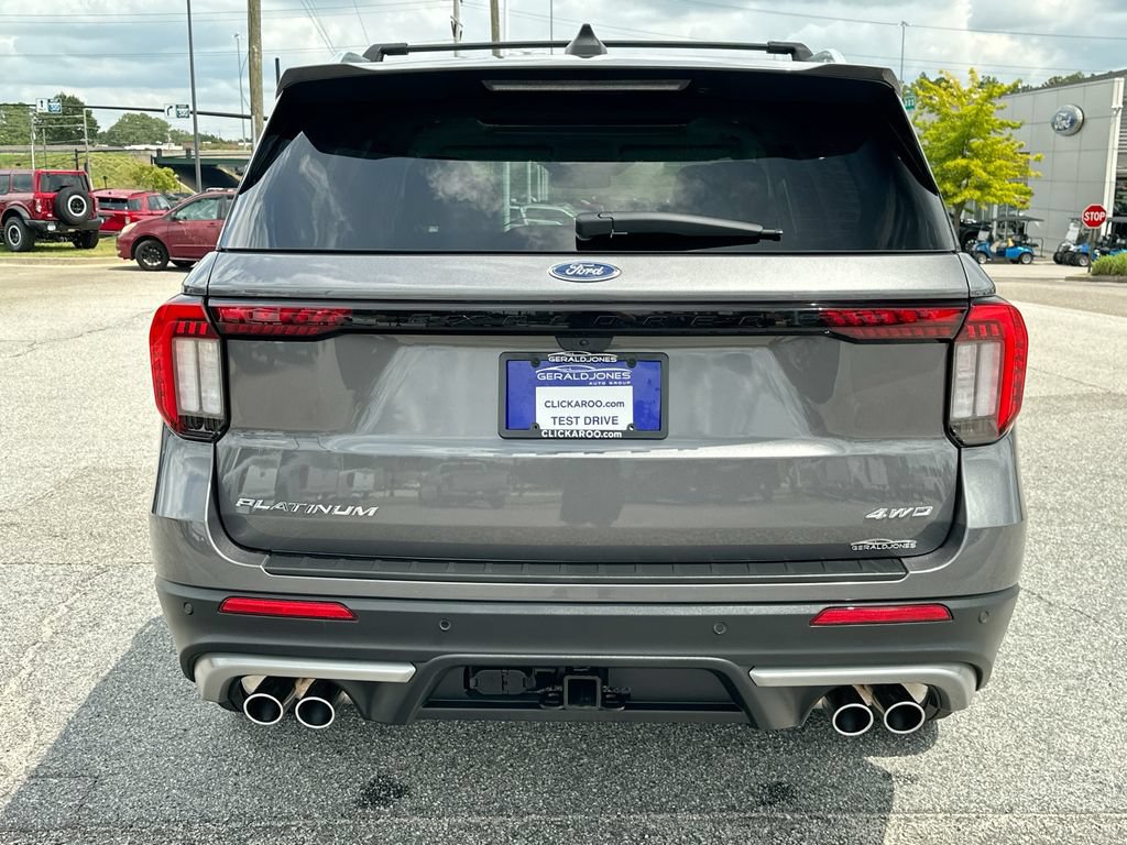 Used 2025 Ford Explorer Platinum w/ Ultimate Package AWD/4WD image 15