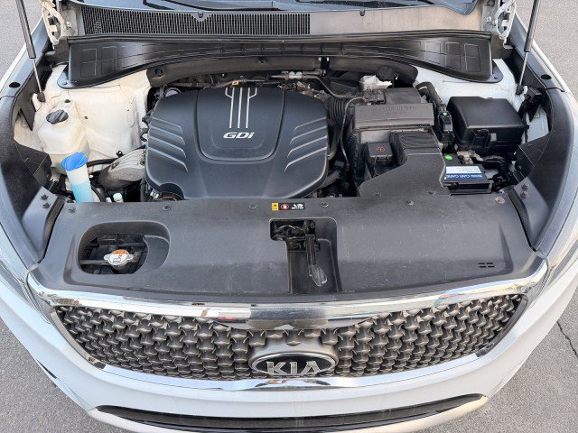 Used 2017 Kia Sorento SX image 31
