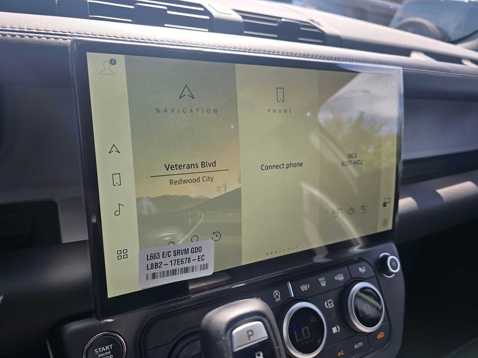 New 2026 Land Rover Defender 110 X-Dynamic SE AWD/4WD image 28