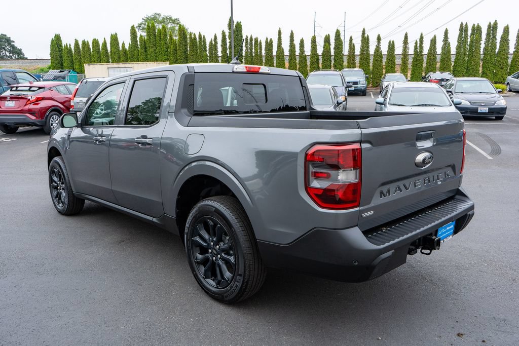 Used 2024 Ford Maverick Lariat w/ Black Appearance Package FWD image 11