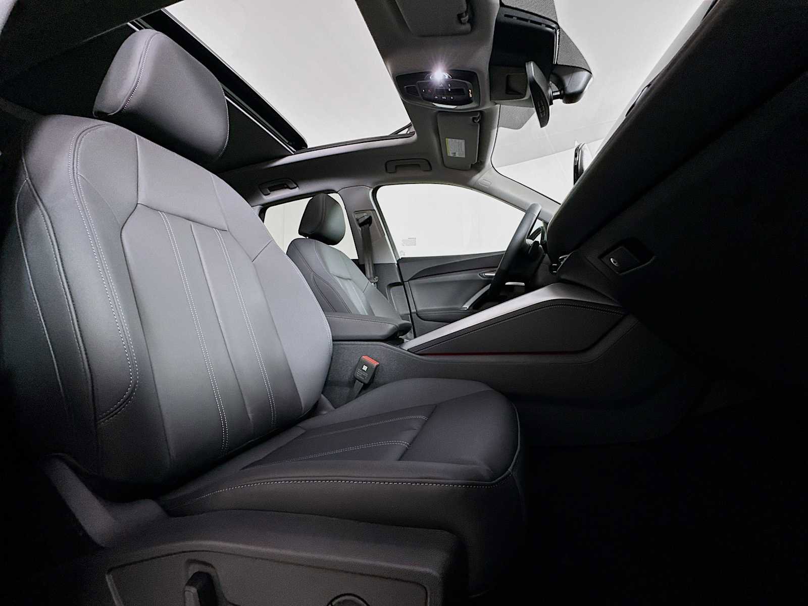 New 2025 Audi Q5 Premium image 26