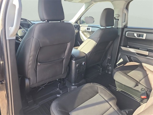 Used 2022 Ford Explorer XLT image 17