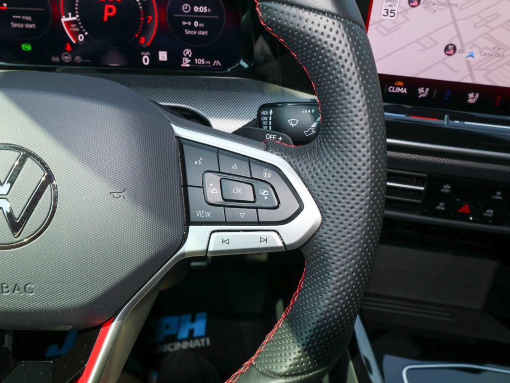 Certified 2025 Volkswagen GTI Autobahn FWD image 27