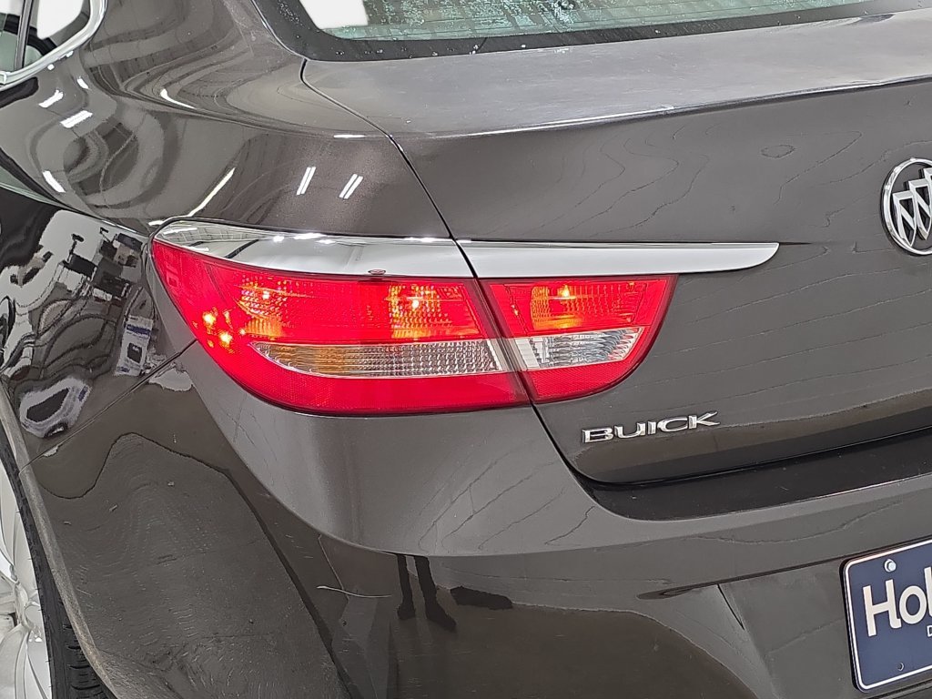 Used 2013 Buick Verano FWD image 34