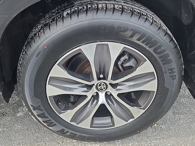 Used 2022 Toyota Highlander XLE image 8