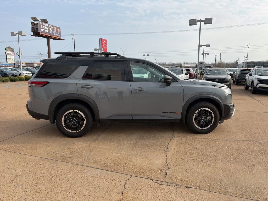 Used 2024 Nissan Pathfinder Rock Creek image 5