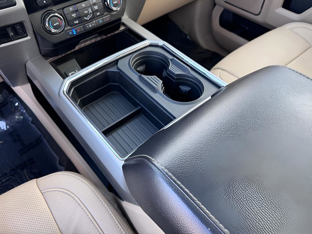 Used 2017 Ford F250 Lariat w/ Chrome Package image 33