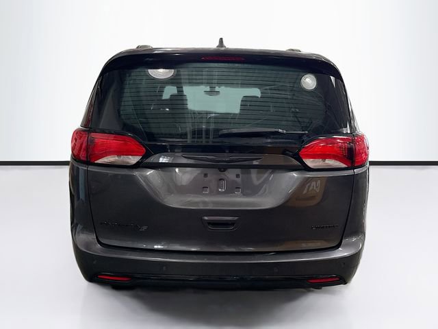 Used 2019 Chrysler Pacifica Limited w/ S Appearance Package image 7