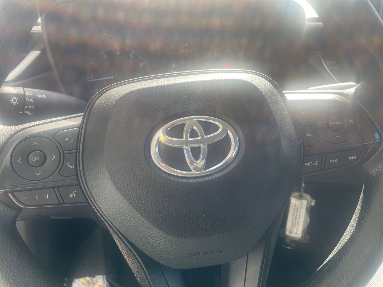 Used 2025 Toyota Corolla LE FWD image 25
