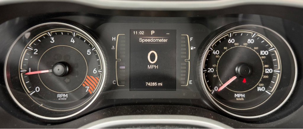 Used 2014 Jeep Cherokee Latitude w/ Comfort/Convenience Group image 10