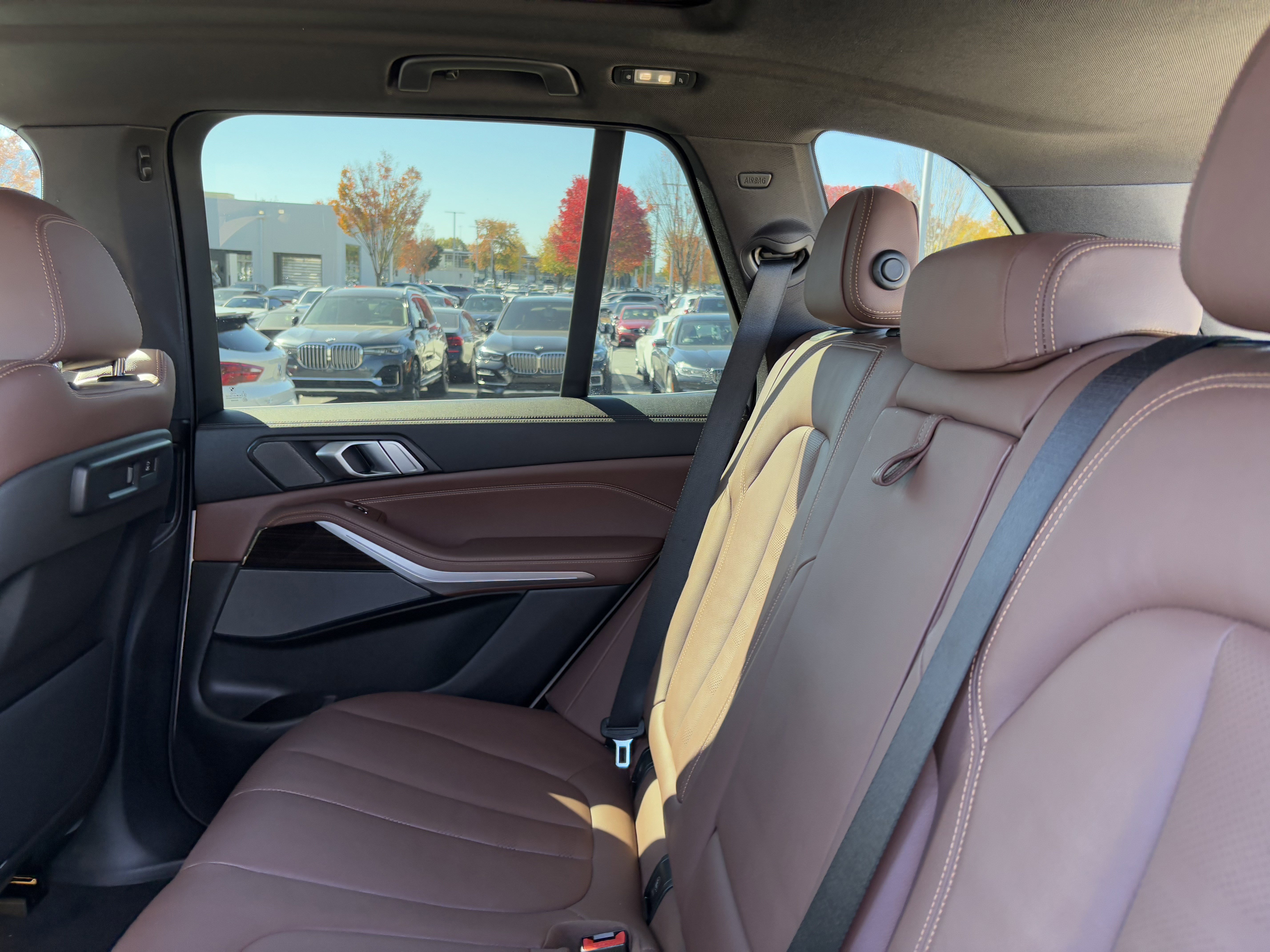 Used 2021 BMW X5 xDrive40i w/ Premium Package image 32