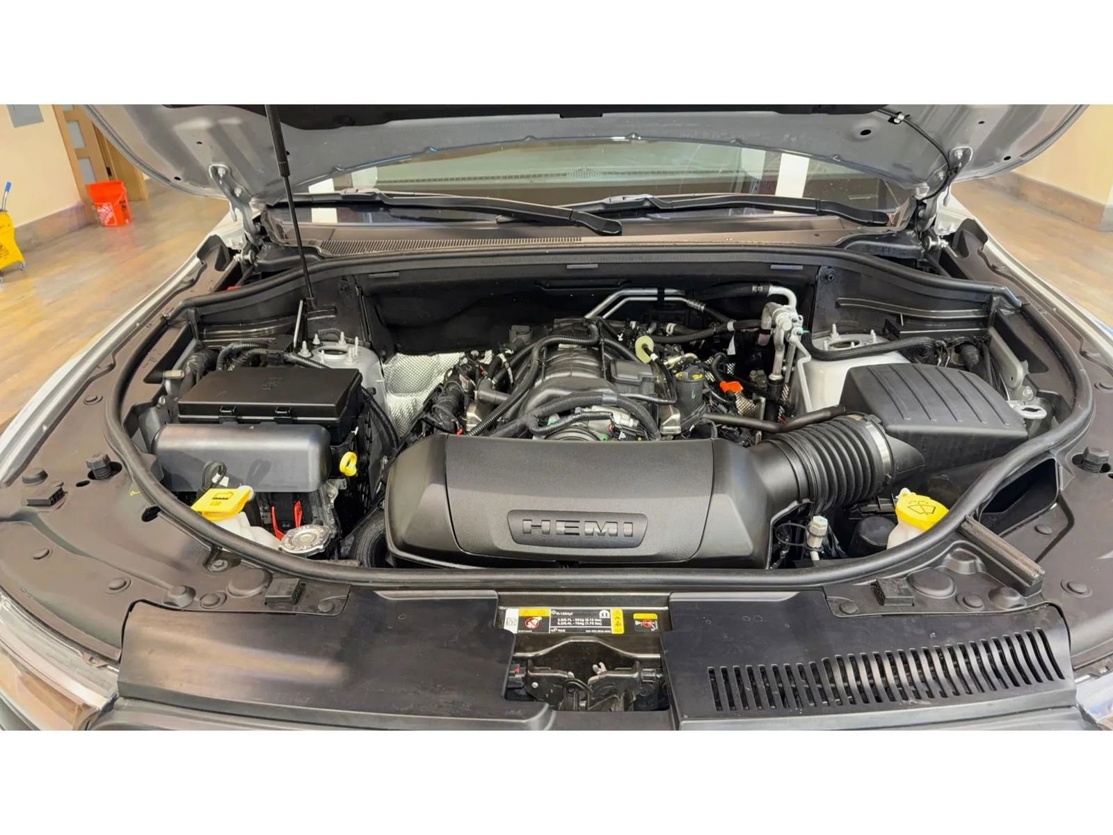 Used 2025 Dodge Durango R/T w/ Blacktop Package image 23