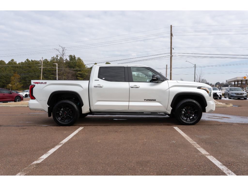 Used 2025 Toyota Tundra Limited image 4