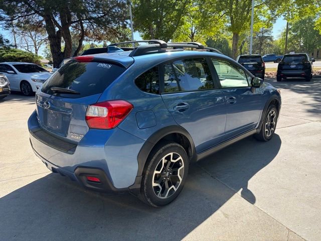 Used 2017 Subaru Crosstrek 2.0i Premium AWD/4WD image 5