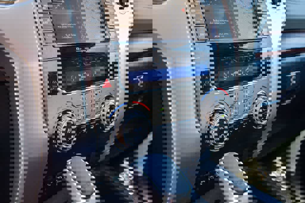 Used 2021 Toyota Tundra Limited w/ Limited Premium Package image 22