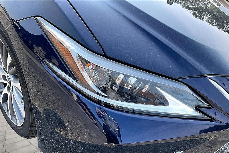 Used 2020 Lexus ES 350 w/ Premium Package FWD image 25
