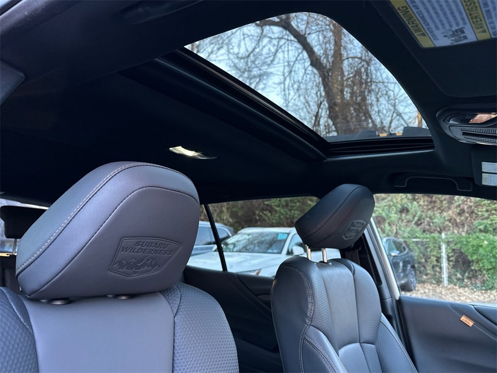 Used 2022 Subaru Outback Wilderness image 12