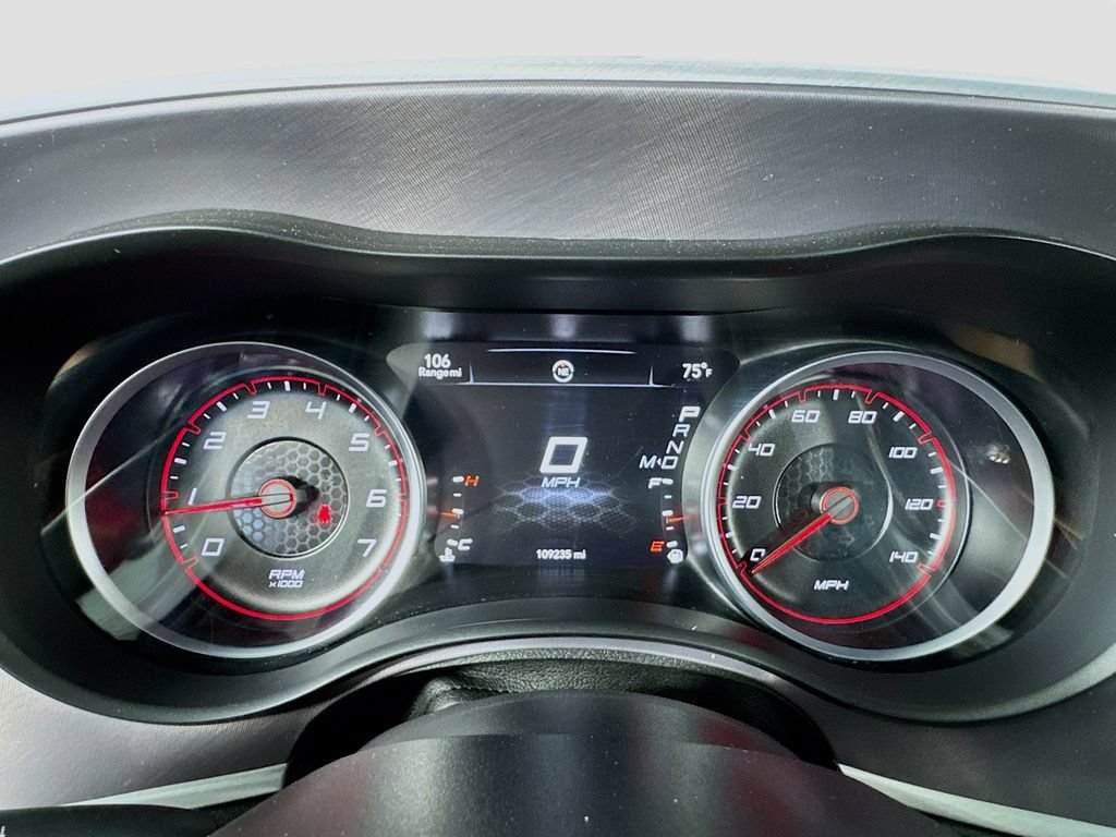 Used 2019 Dodge Charger GT w/ Performance Handling Group RWD image 15